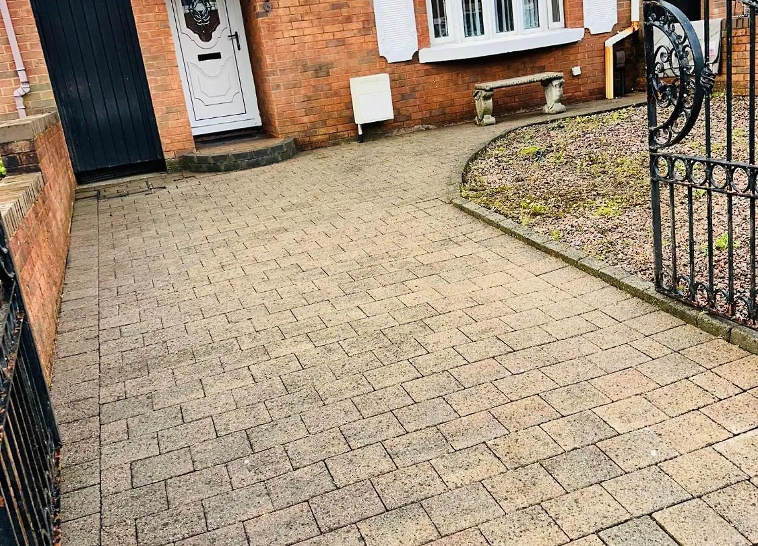 Welcome To Belfast: Your Gateway To Unforgettable Memories! Spacious 3 Bedroom, Family Home. 0*, Belfast