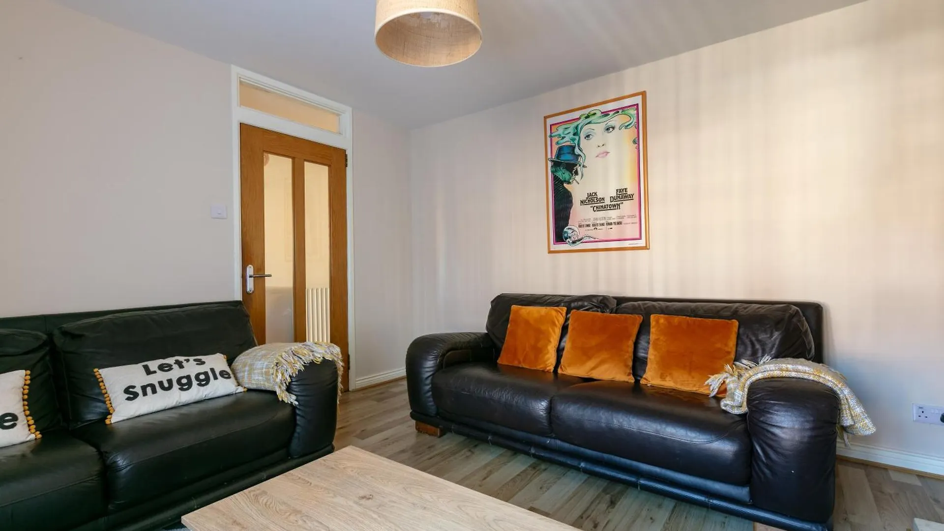 Welcome To Belfast: Your Gateway To Unforgettable Memories! Spacious 3 Bedroom, Family Home. 0*, Belfast United Kingdom