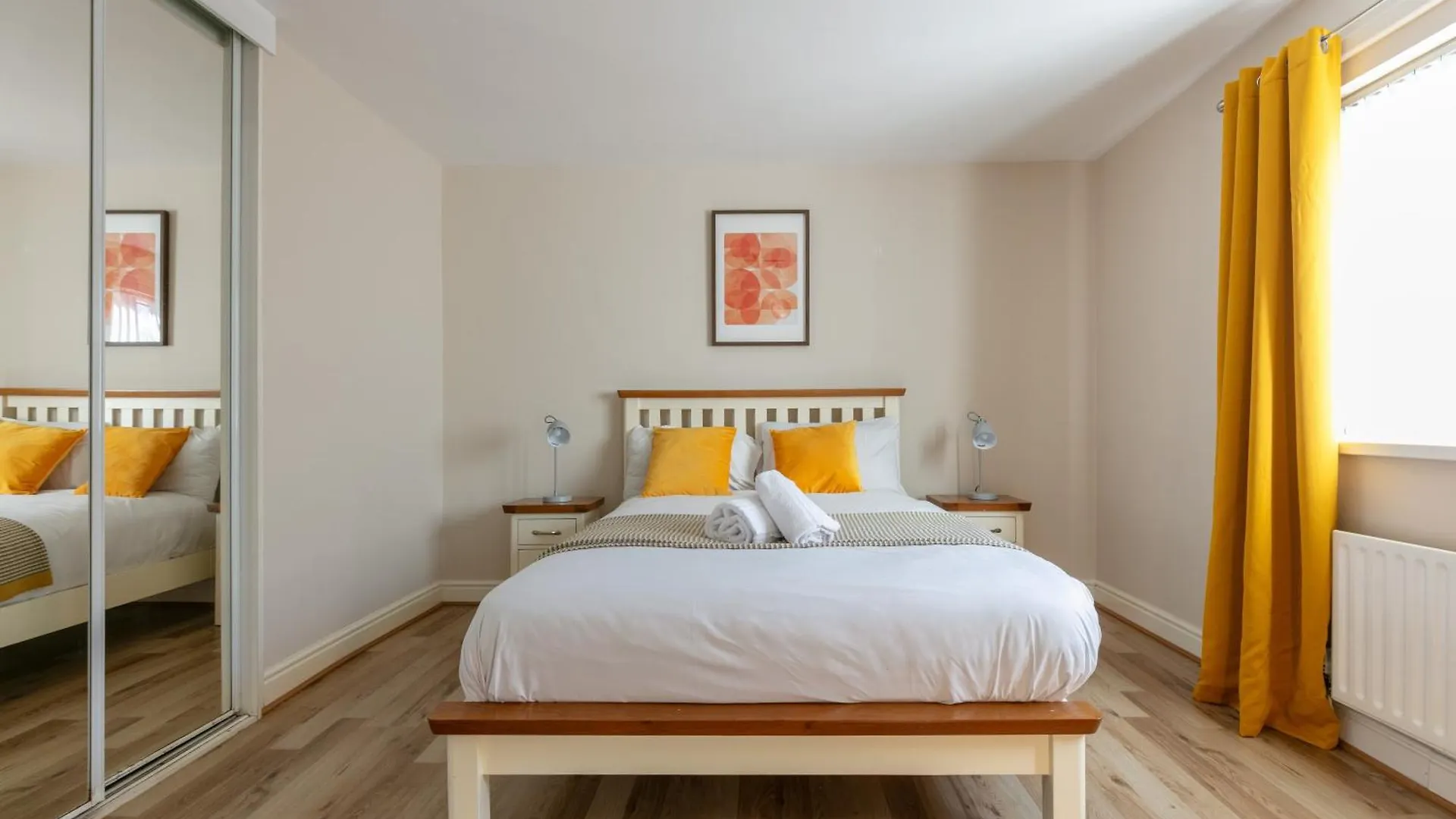 Welcome To Belfast: Your Gateway To Unforgettable Memories! Spacious 3 Bedroom, Family Home. Belfast